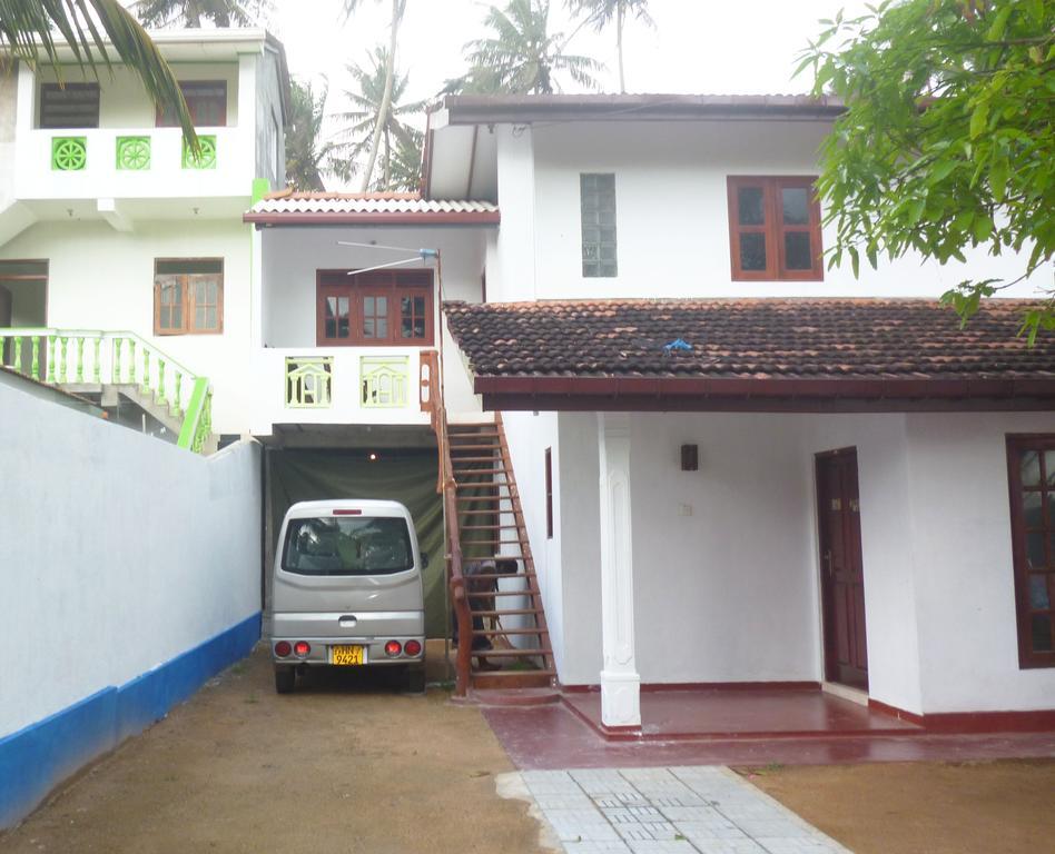 Seaview Paradise Inn Weligama Zewnętrze zdjęcie